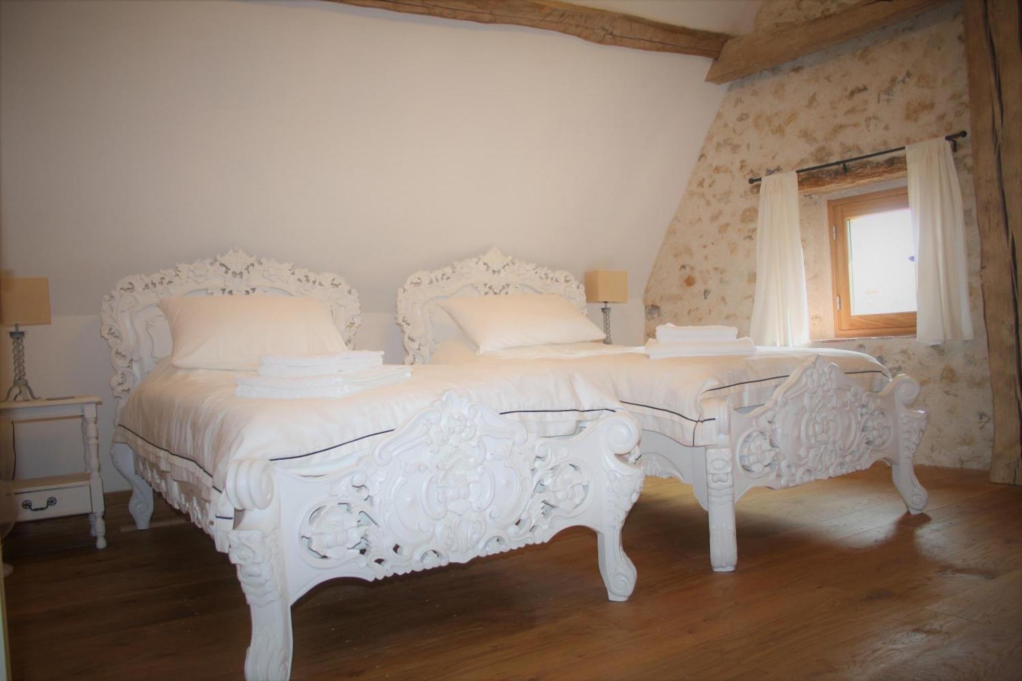 Manoir De La Basse-Cour Bed & Breakfast Asnieres-sur-Vegre Exterior photo